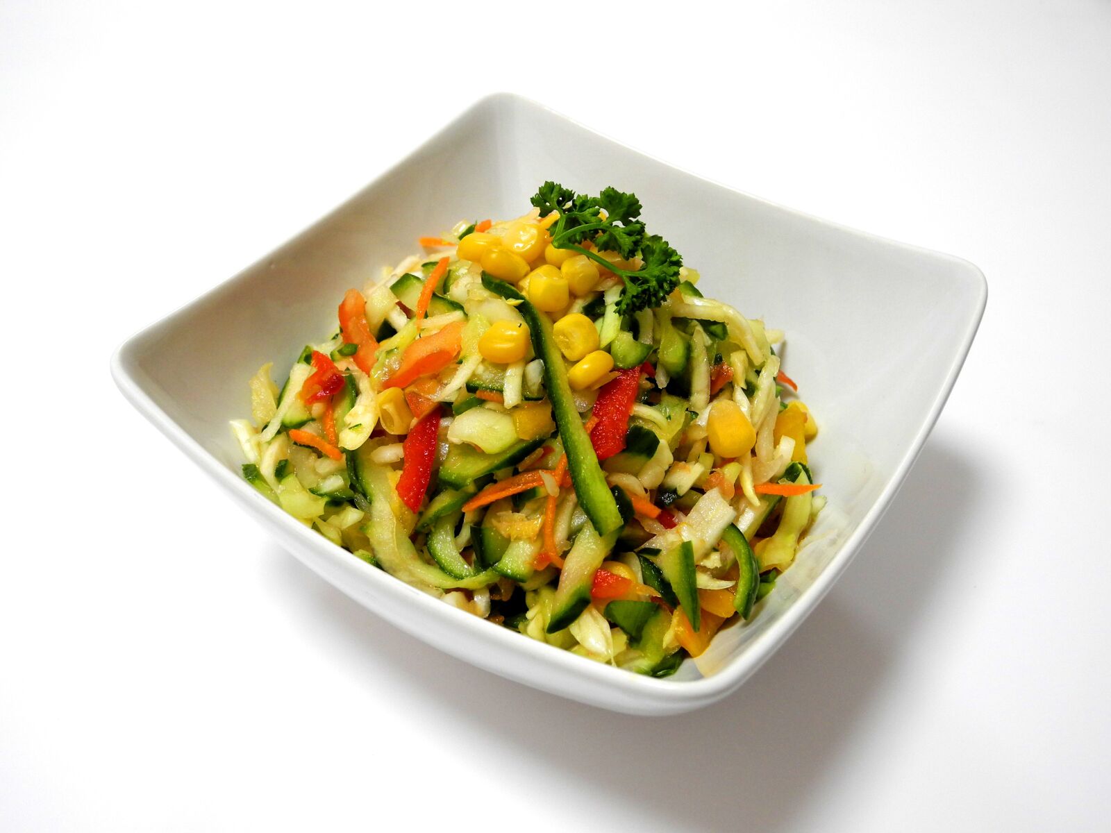 Nikon Coolpix P7000 sample photo. Salad, vegetables, vegetable salad photography