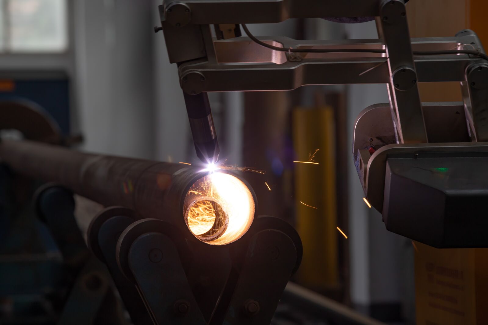 Canon EOS 6D Mark II sample photo. Machining, process, working photography