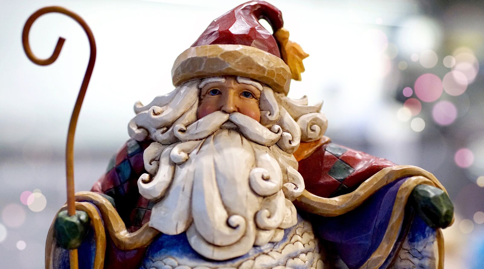 Sony ILCA-77M2 + 35mm F1.4 sample photo. Santa claus, nicholas, christmas photography