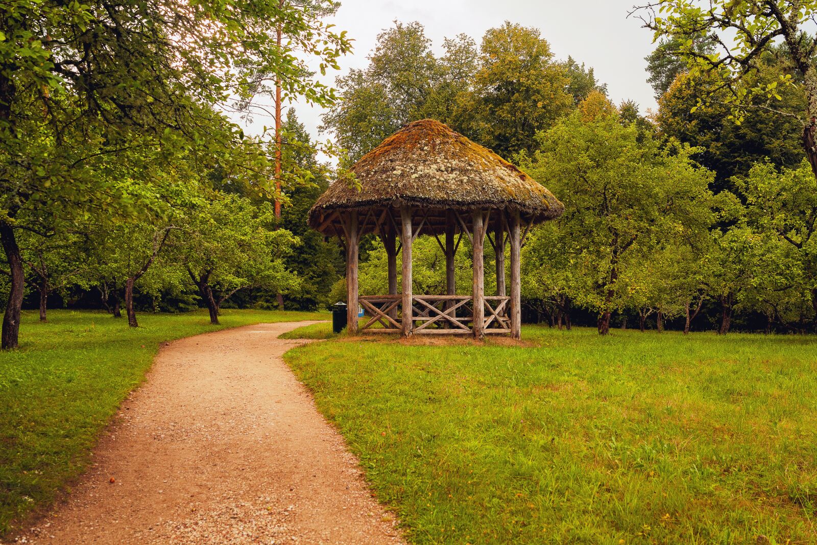 Canon EOS 5D Mark II sample photo. Gazebo, landscape, path photography
