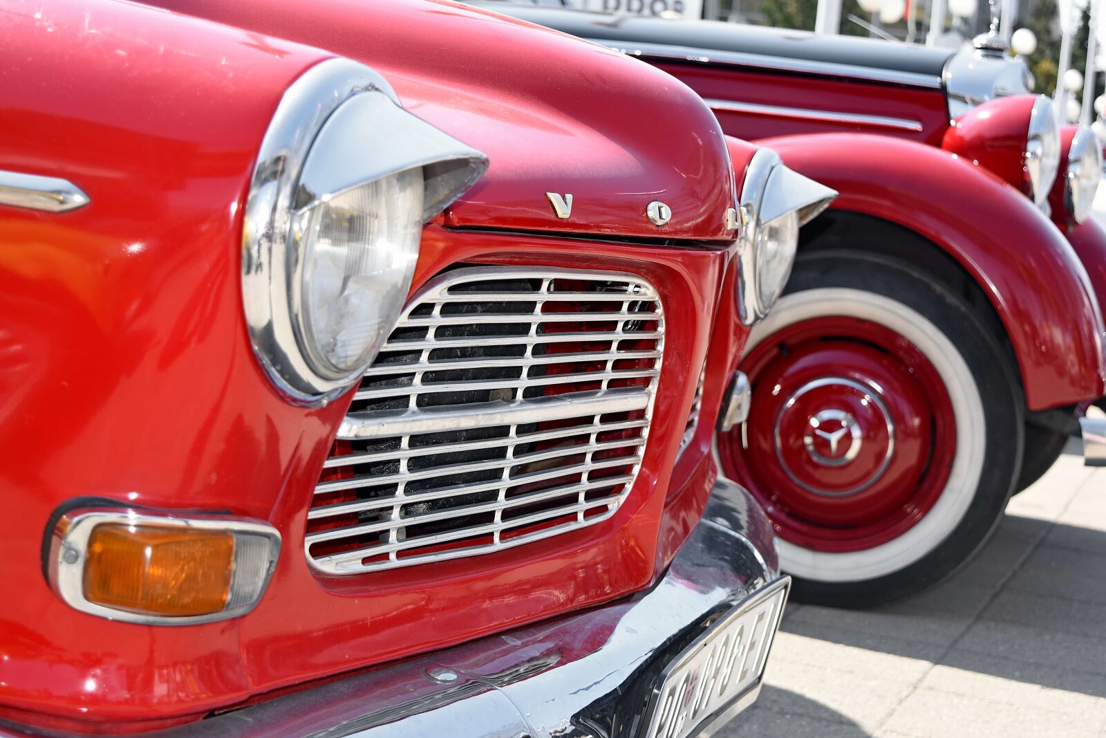 Nikon D5500 sample photo. Vehicle, chrome, drive, car photography