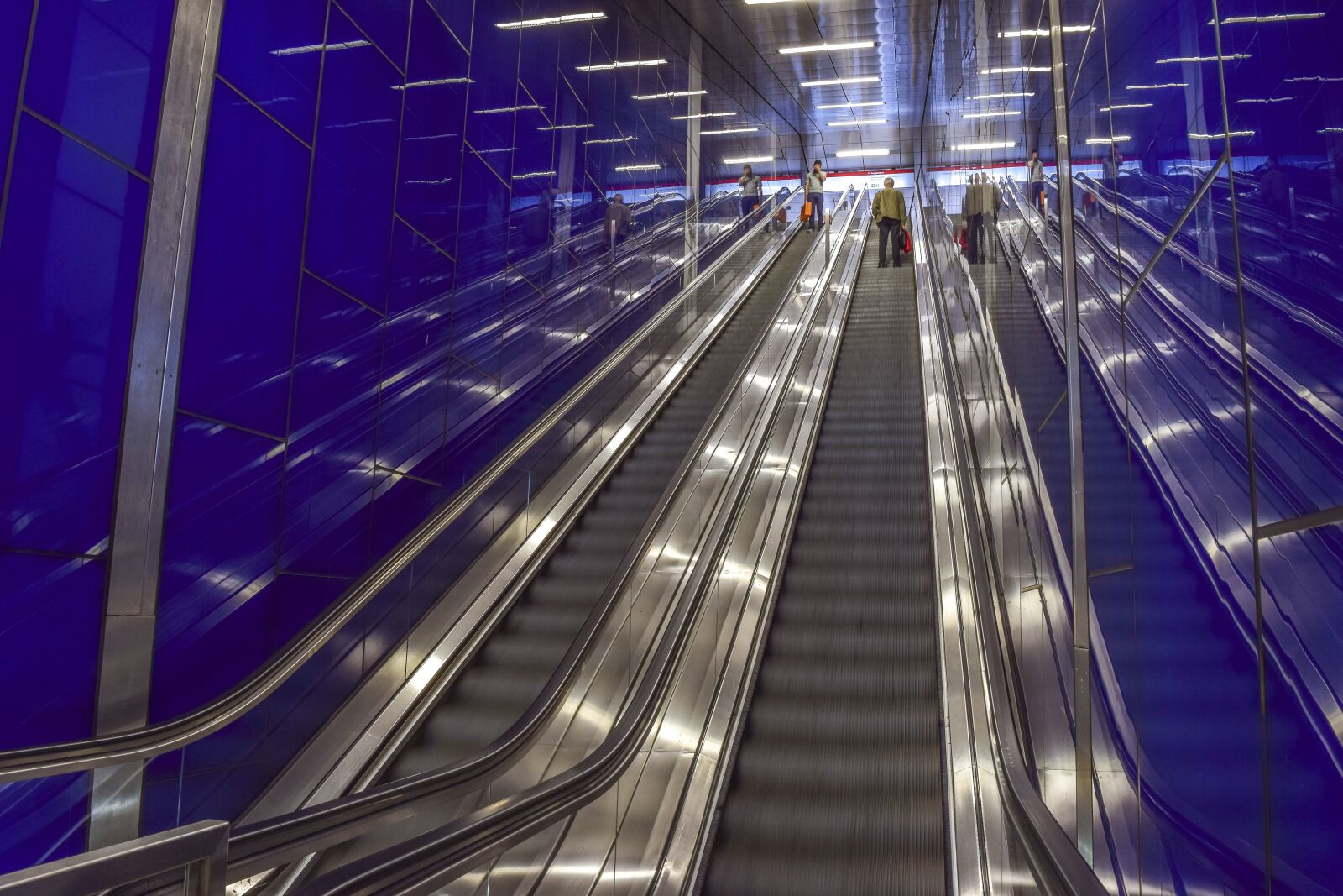Nikon D3300 sample photo. Escalator, metro, stairs photography