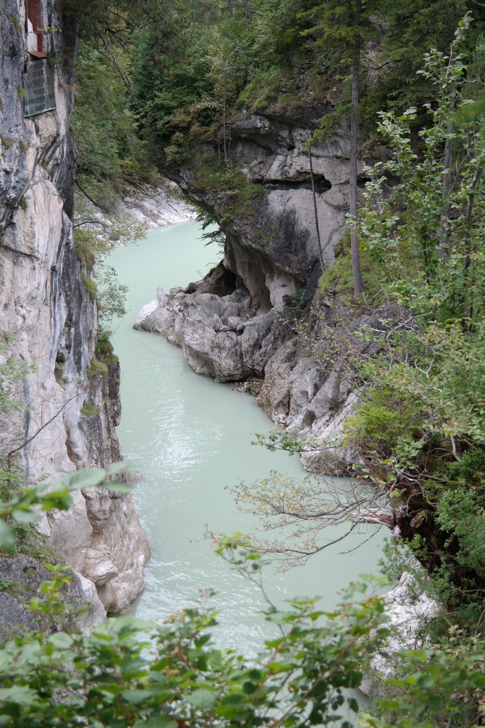 Samsung NX300 sample photo. Lech, river, clammy photography