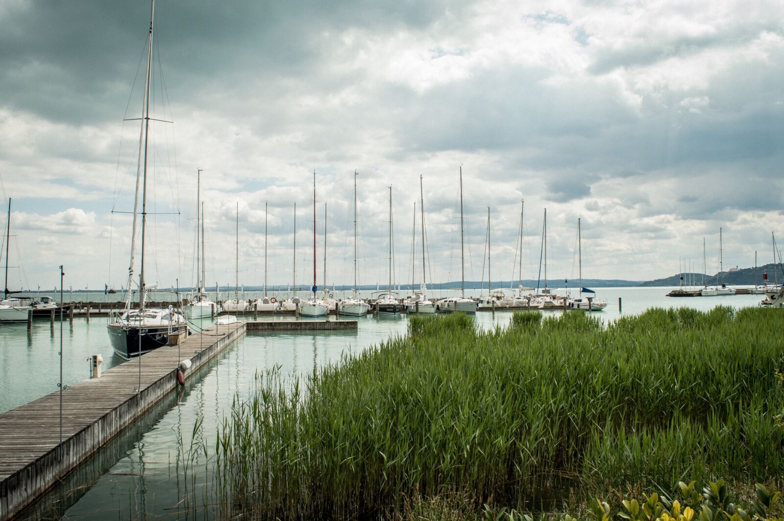 Nikon D3200 sample photo. Port, balaton, water photography