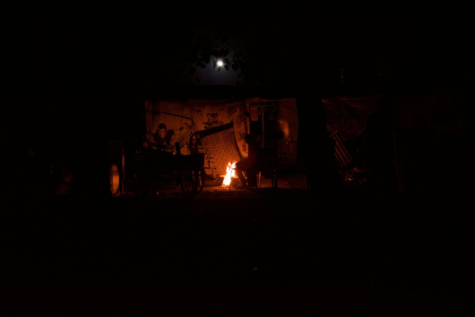Nikon D5300 sample photo. Man, fire, bonfire photography