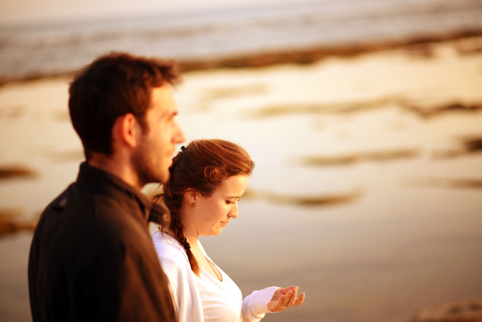 Nikon D750 sample photo. Couple, beach, nature photography