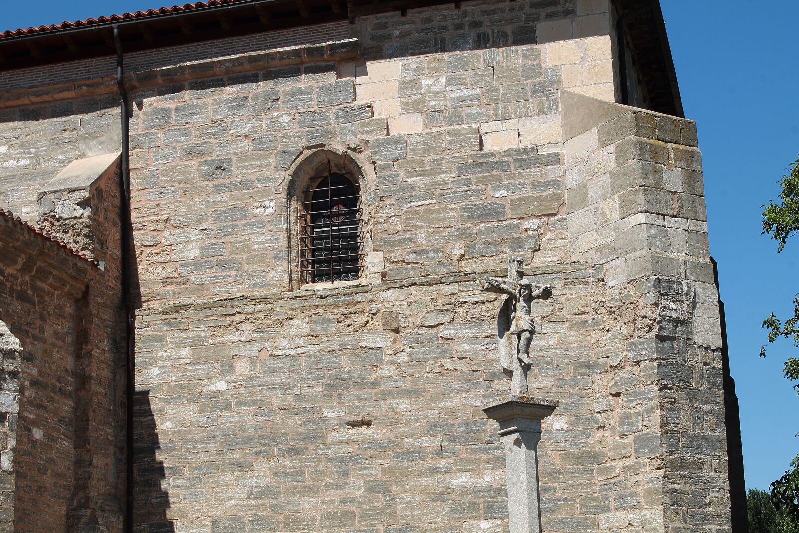 Canon EOS 1100D (EOS Rebel T3 / EOS Kiss X50) sample photo. Fe, religion, basilica photography