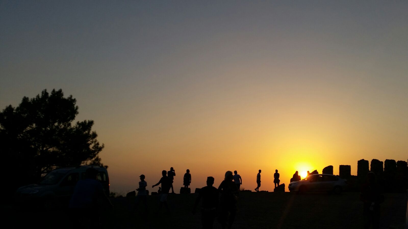 Samsung Galaxy S5 sample photo. Sunshine, people, silhouette photography