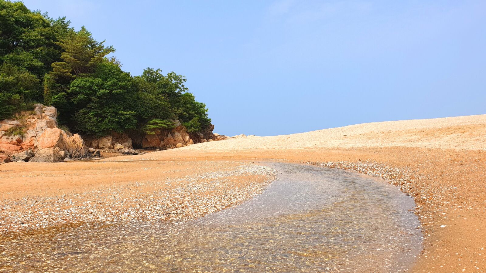 Samsung Galaxy Note9 sample photo. Beach, sand, sea photography