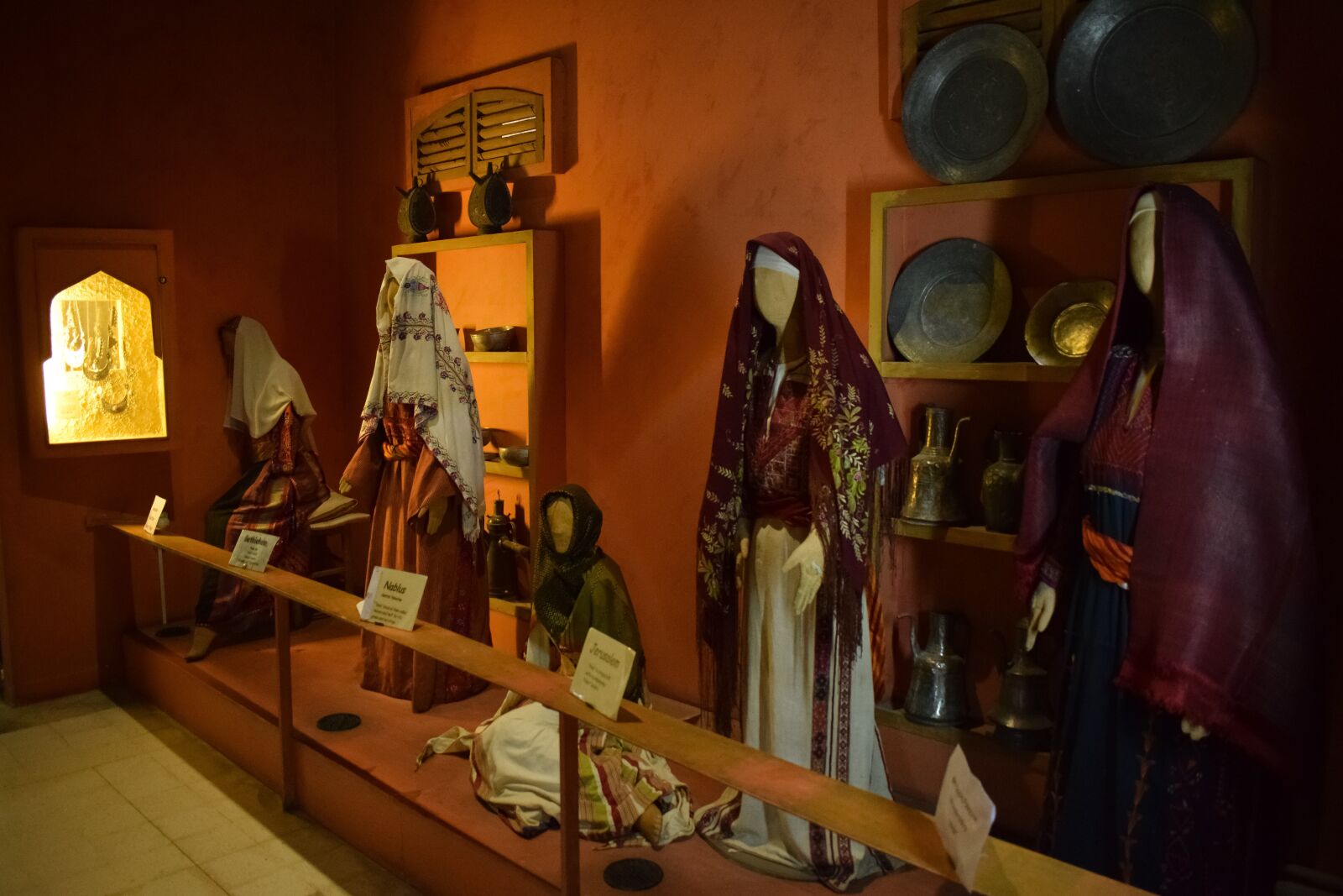 Nikon D3300 sample photo. Jordan folklore museum, museum photography