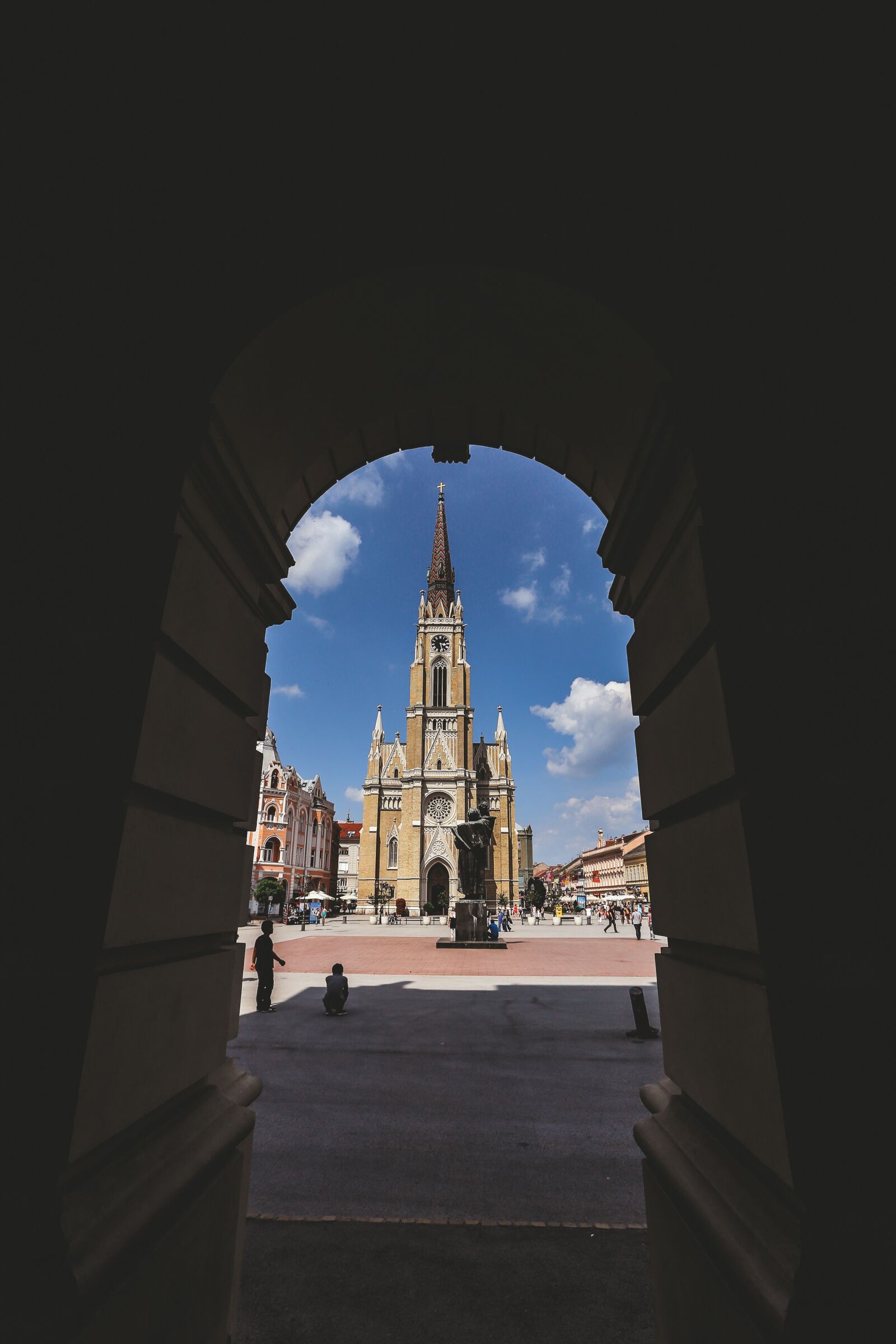 Canon EF 16-35mm F2.8L II USM sample photo. Arch, cityscape, downtown, serbia photography