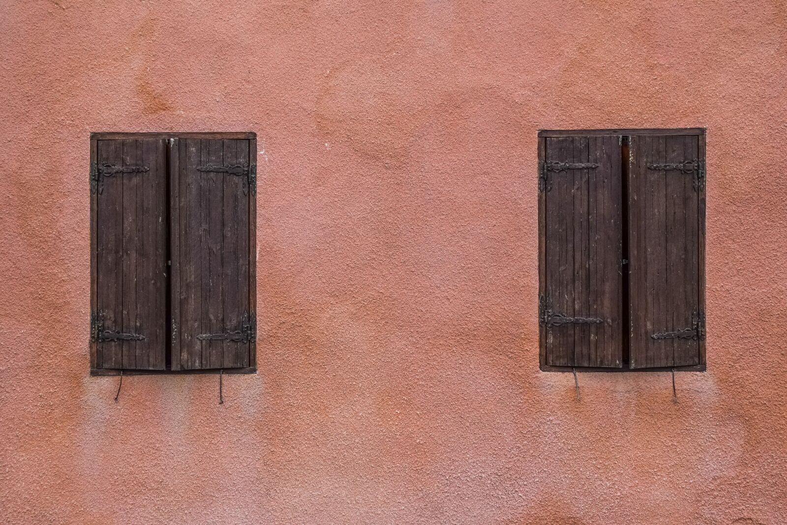 Nikon D3300 sample photo. Wall, windows, wooden photography