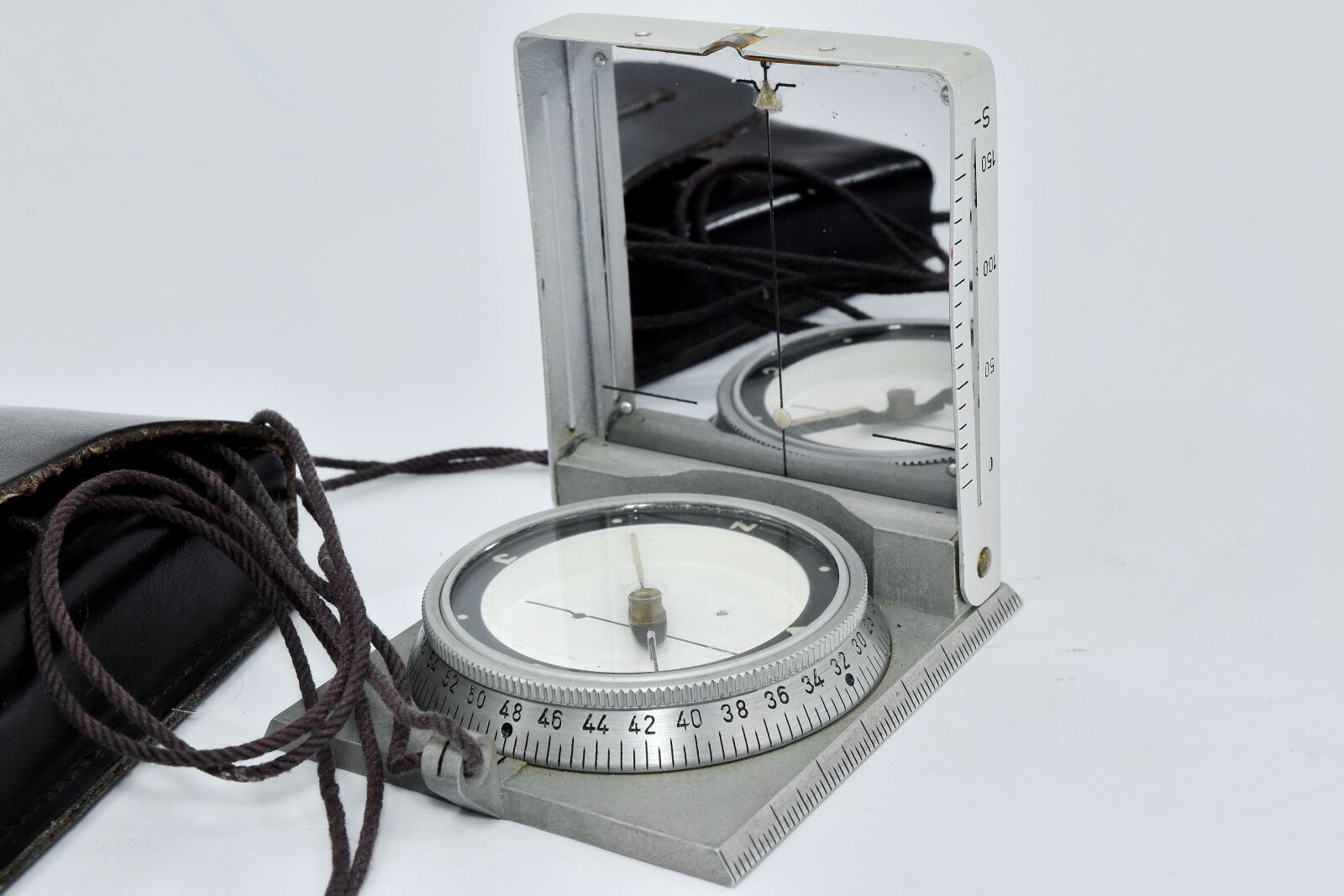 Nikon D5500 sample photo. Compass, location, navigation, north photography