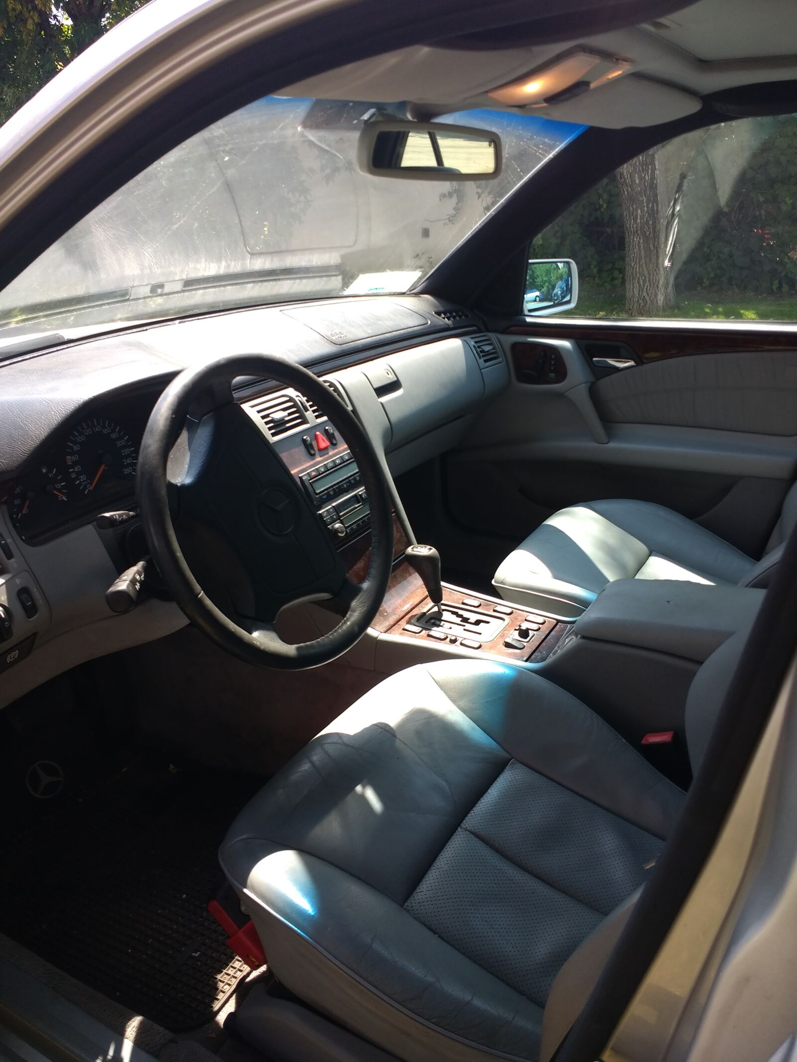 Motorola Moto G (4) sample photo. Luxury, leather, interior photography