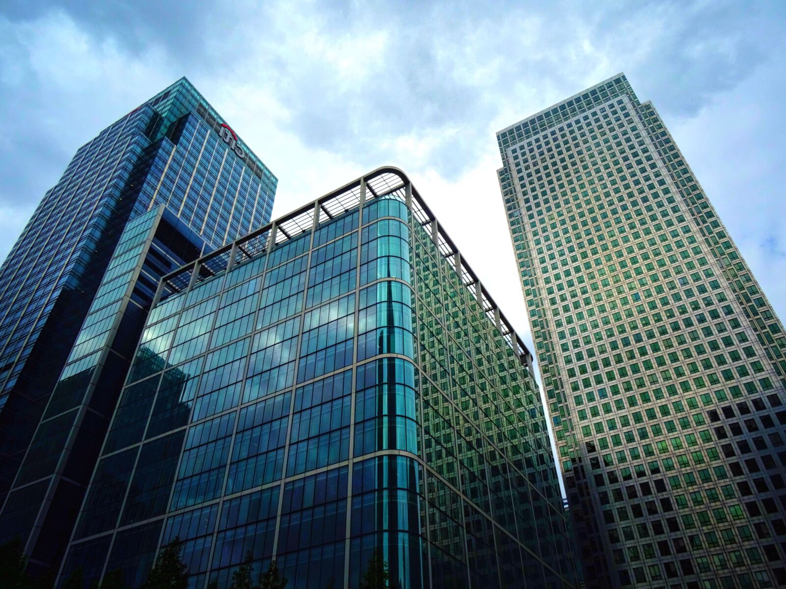 Sony DSC-HX60 sample photo. Architecture, reflection, sky, buildings photography