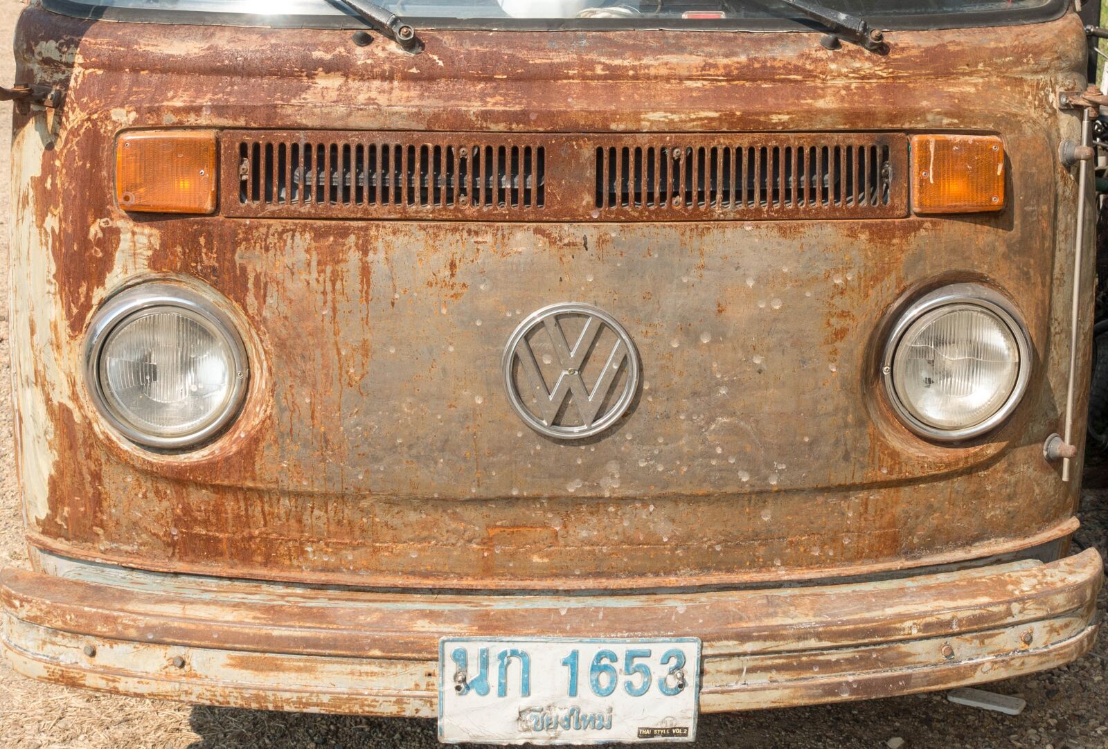 Sony Cyber-shot DSC-RX100 III sample photo. Vehicle, rust, volkswagen photography