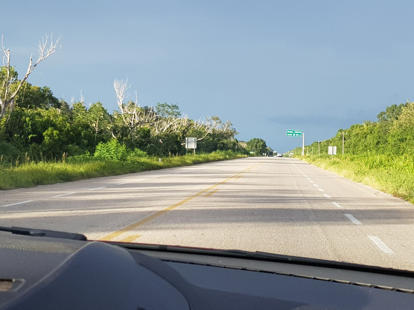 Samsung Galaxy S8+ sample photo. Road, sunset, alone photography