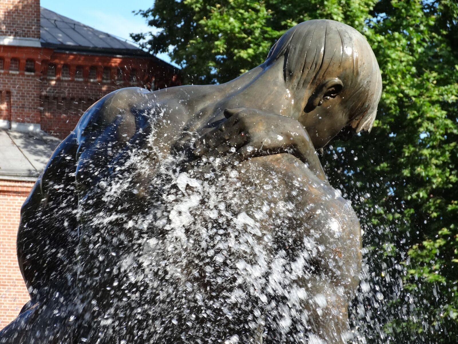 Sony Cyber-shot DSC-HX20V sample photo. Fontanna ptop, bydgoszcz, fountain photography