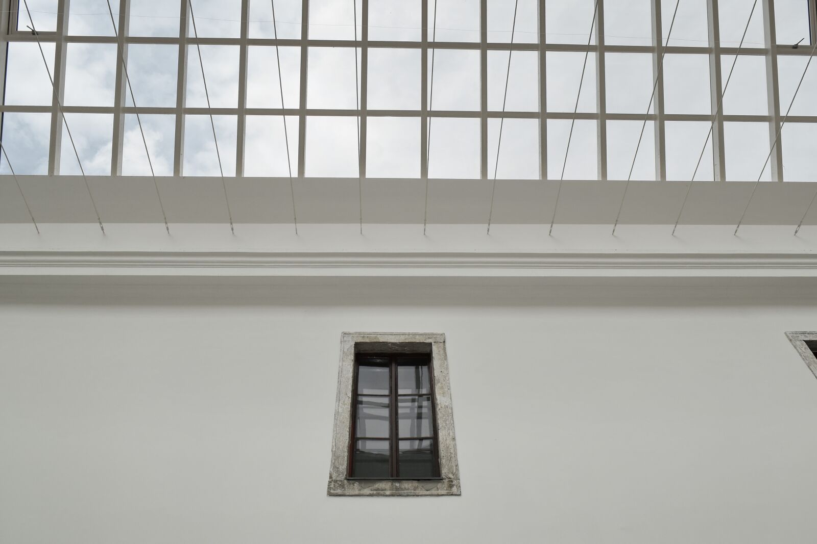 Nikon D5500 sample photo. Building, window, architecture, wall photography