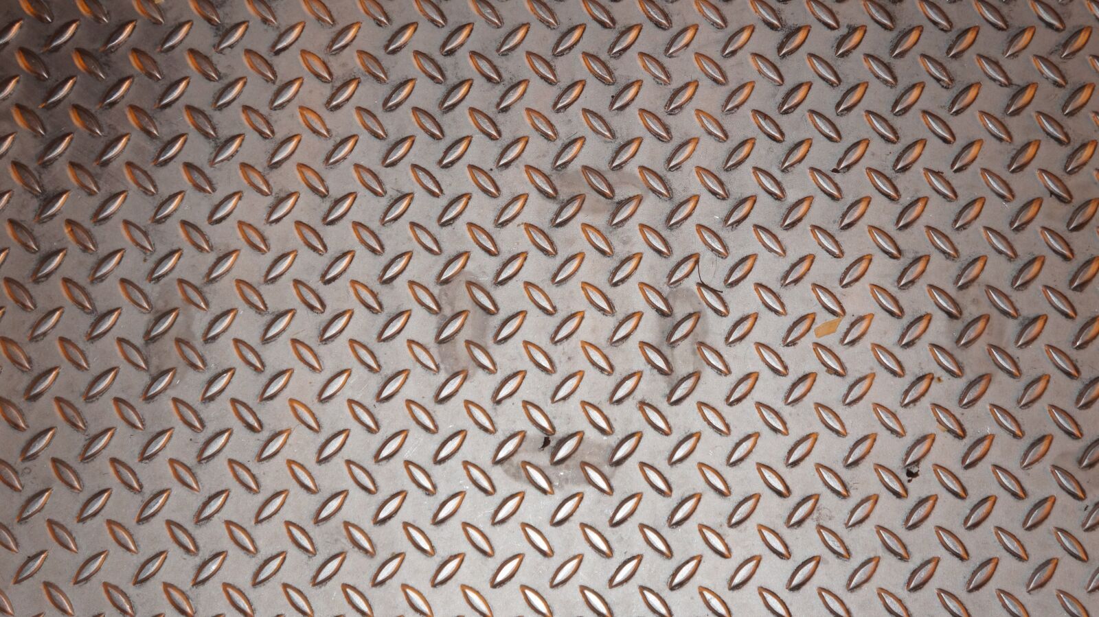 Sony Alpha a3000 + Sony E 18-55mm F3.5-5.6 OSS sample photo. Metal, pattern, structure photography