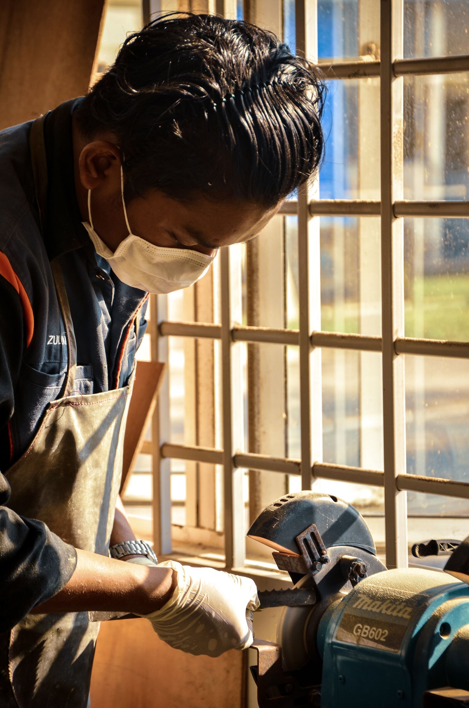 Nikon D7000 sample photo. Machine, rugged, workshop photography