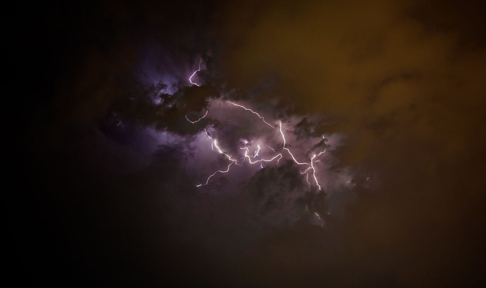 Nikon D5200 sample photo. Thunderstorm, thunder, storm photography
