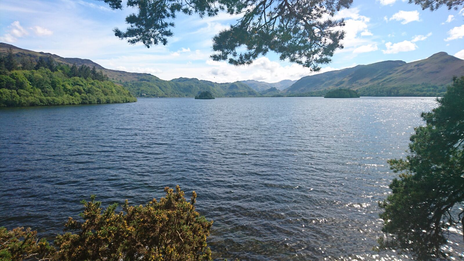 Sony Xperia Z5 Compact sample photo. Derwentwater, cumbria, lake photography