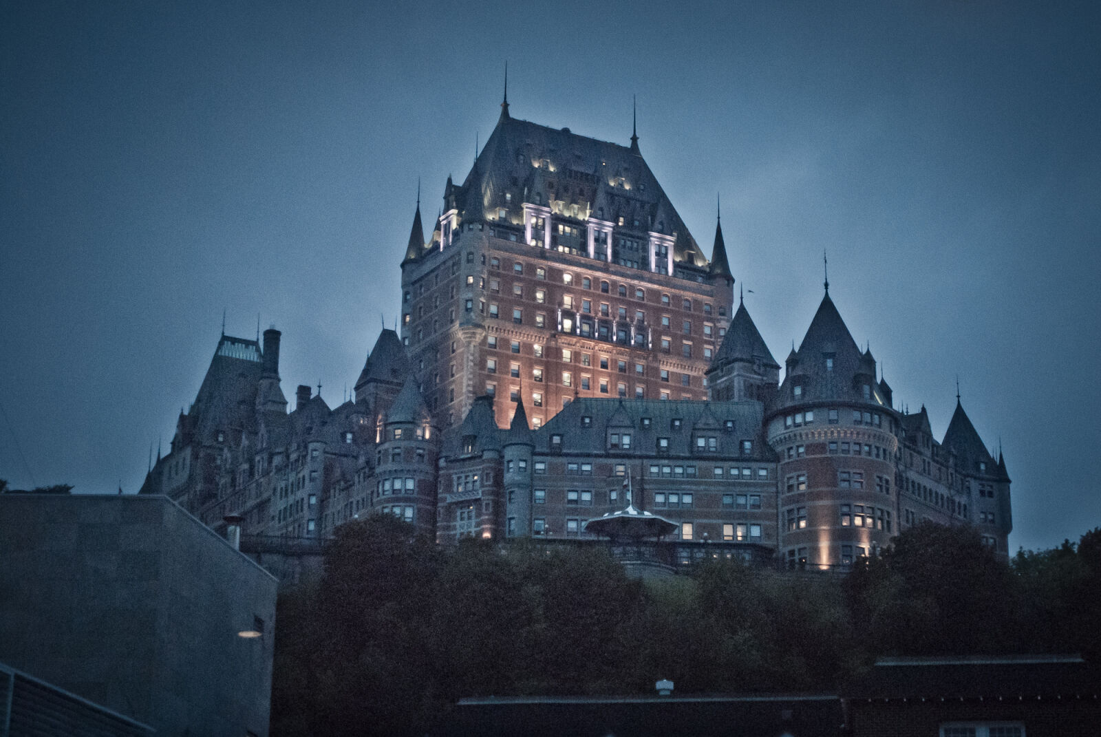 Nikon D200 sample photo. Chateau, frontenac, quebec, tourism photography
