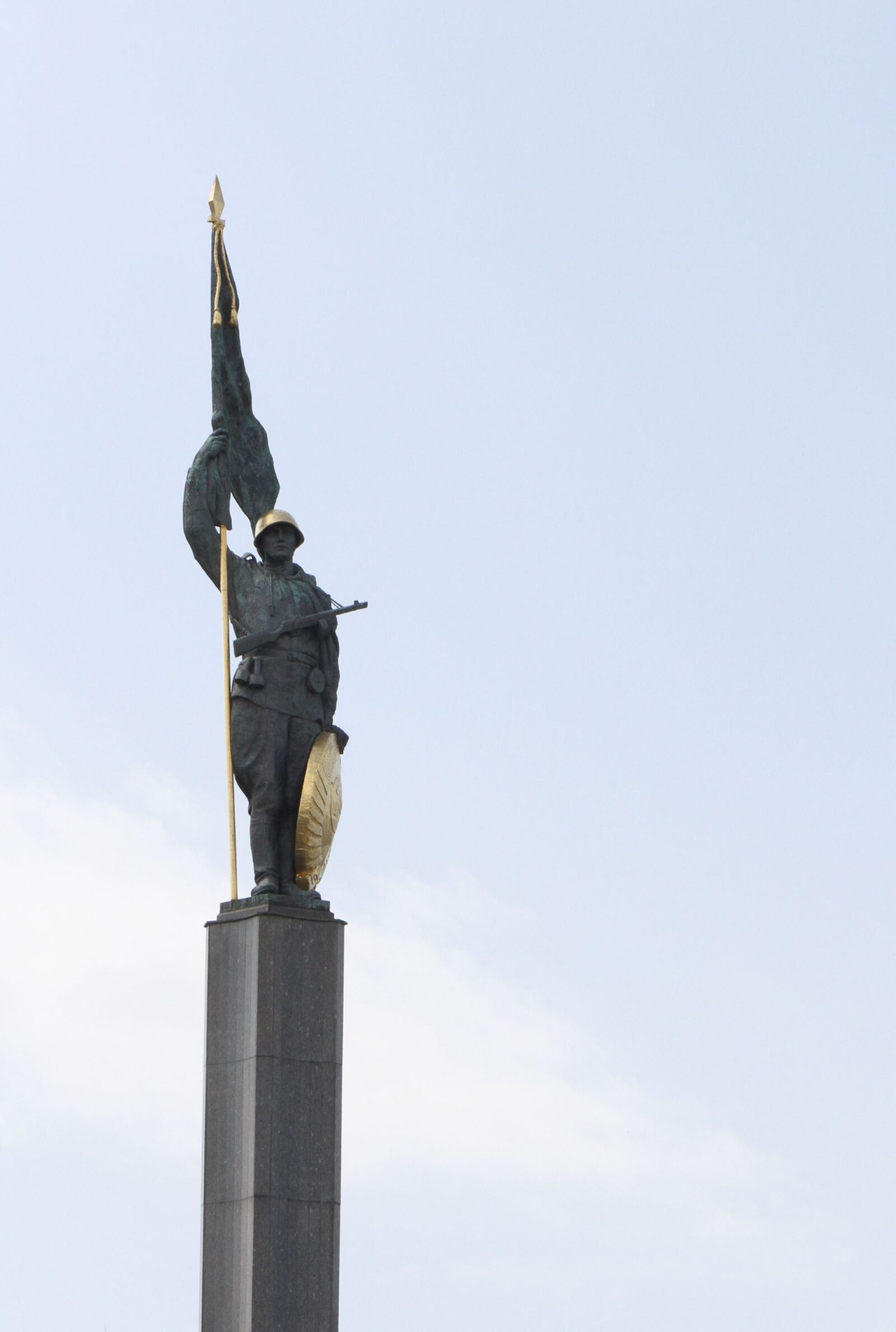 Canon EOS 7D sample photo. Vienna, austria, soviet photography