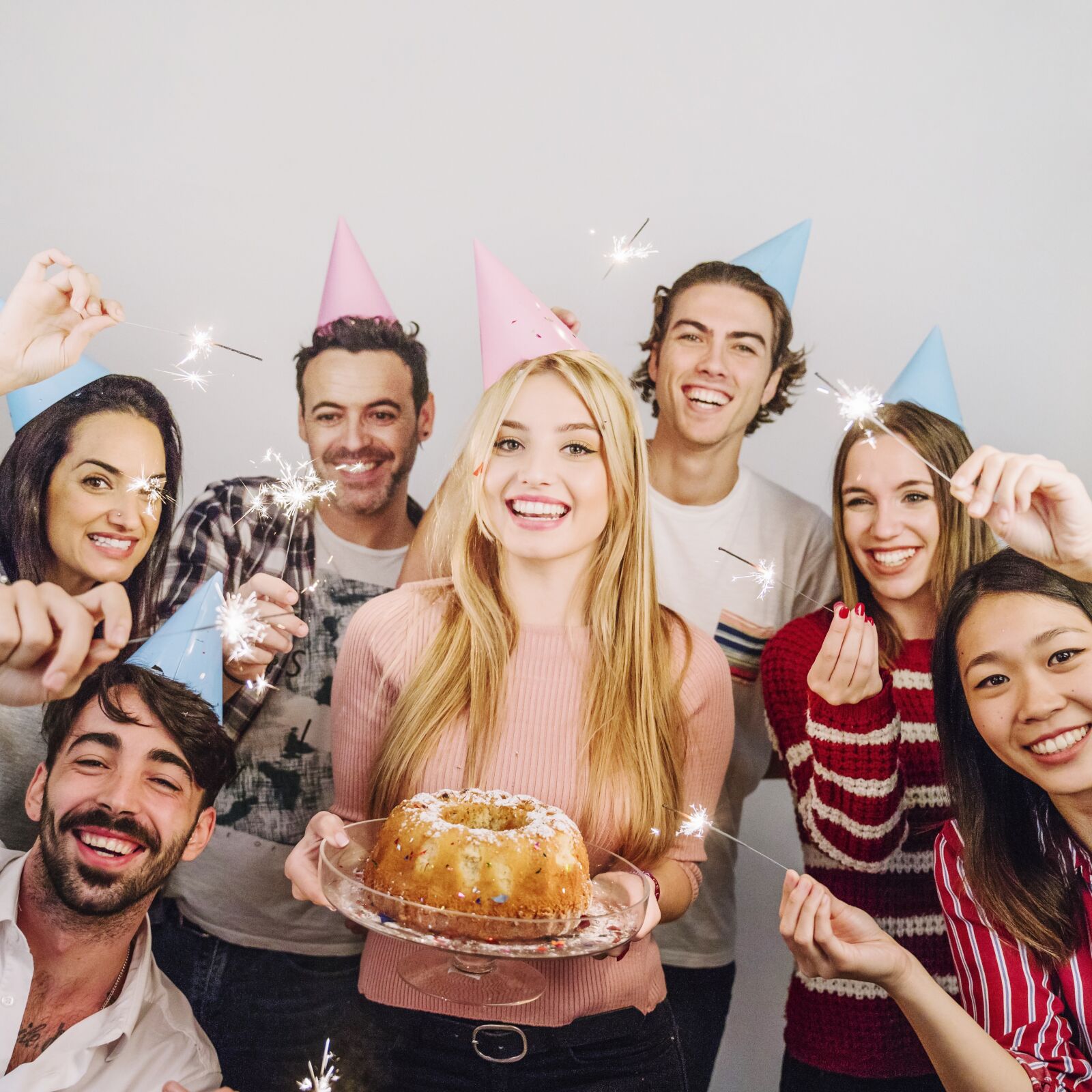 Canon EOS 6D Mark II sample photo. Birthday, company, candles photography