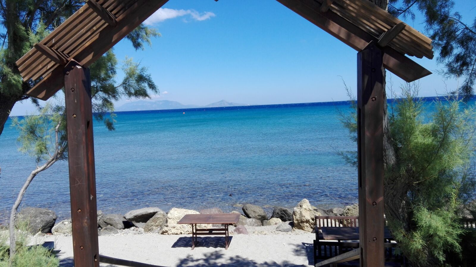 HUAWEI P8 Lite sample photo. Sea, hut, greece photography