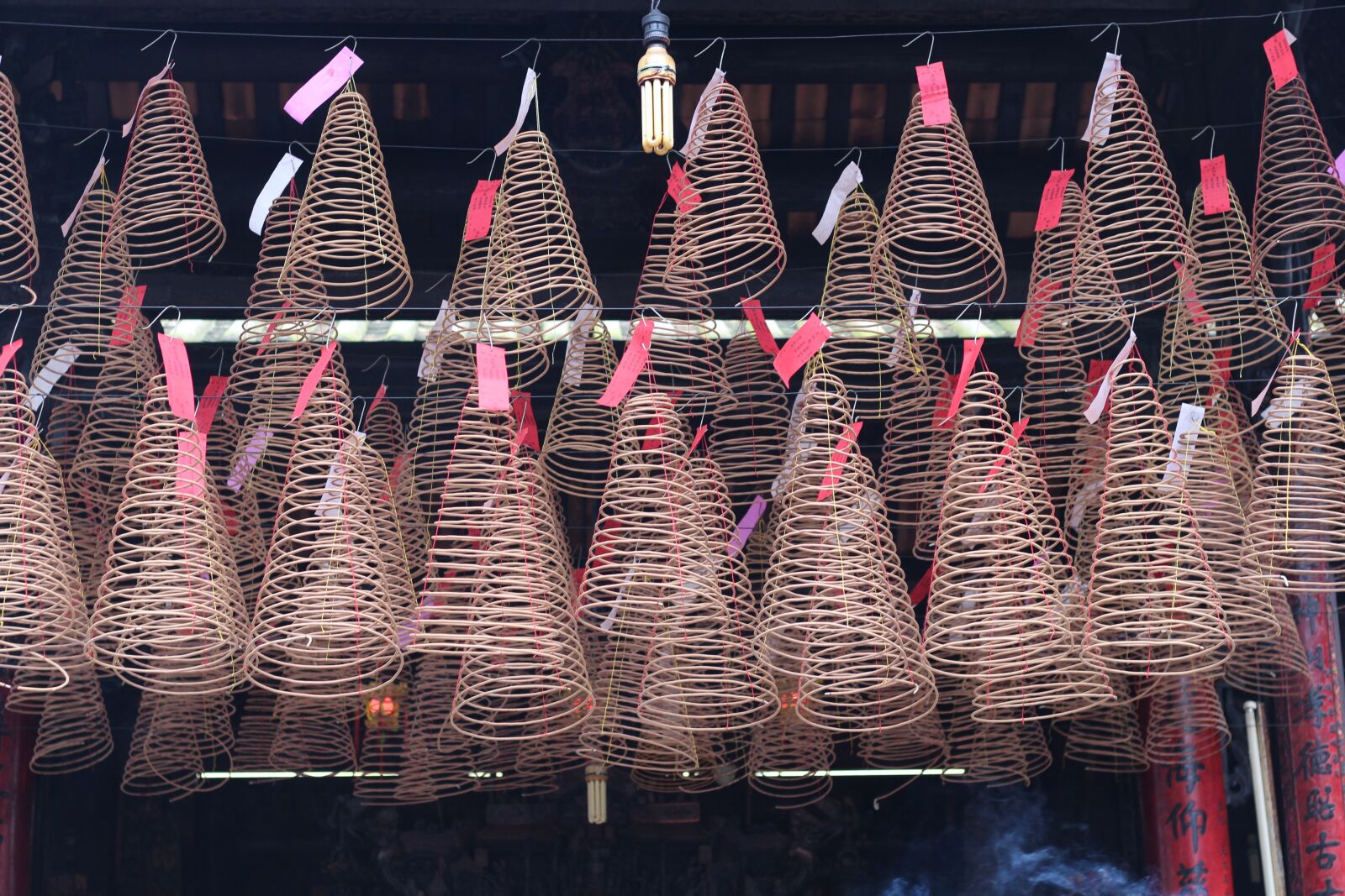 Canon EOS 700D (EOS Rebel T5i / EOS Kiss X7i) + Canon EF 50mm F1.8 STM sample photo. Thienhau pagoda, chinatown, vietnam photography