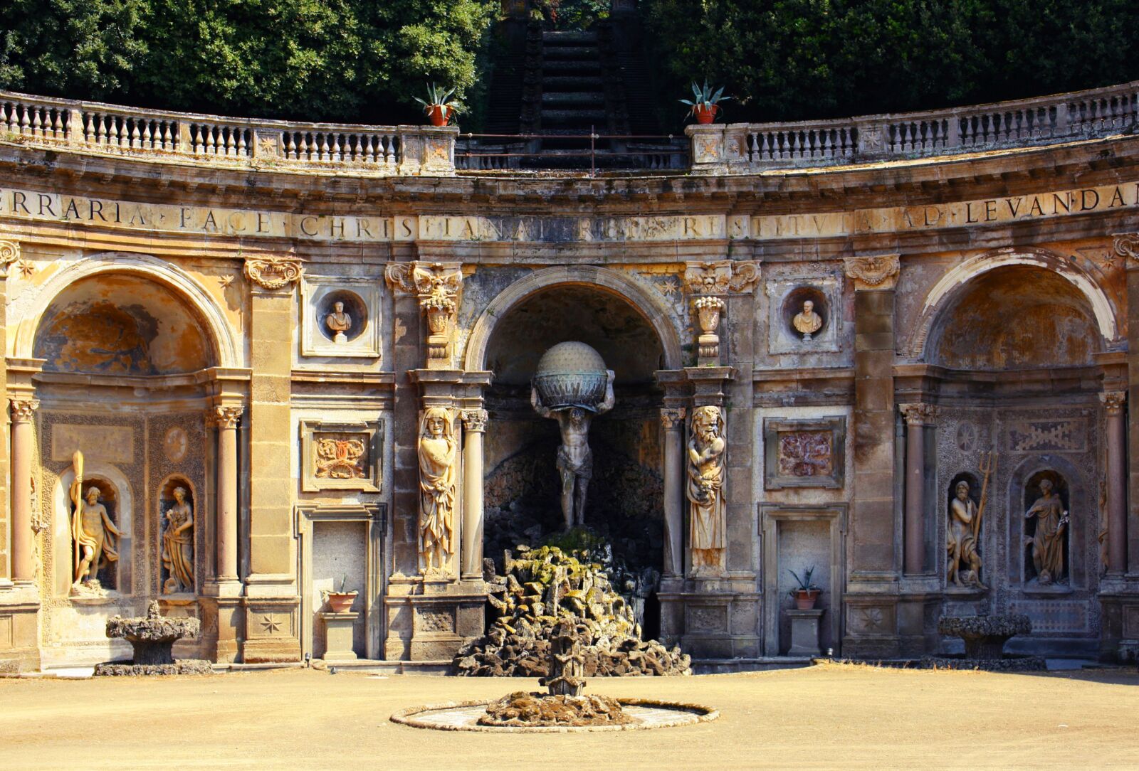 Canon EOS 5D sample photo. Aldobrandini, italy, frascati photography