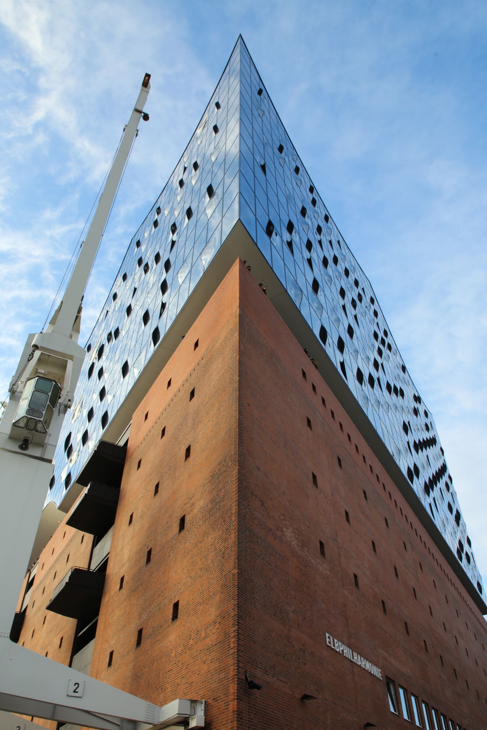 Canon EF 24-105mm F4L IS II USM sample photo. Elbe philharmonic hall, speicherstadt photography