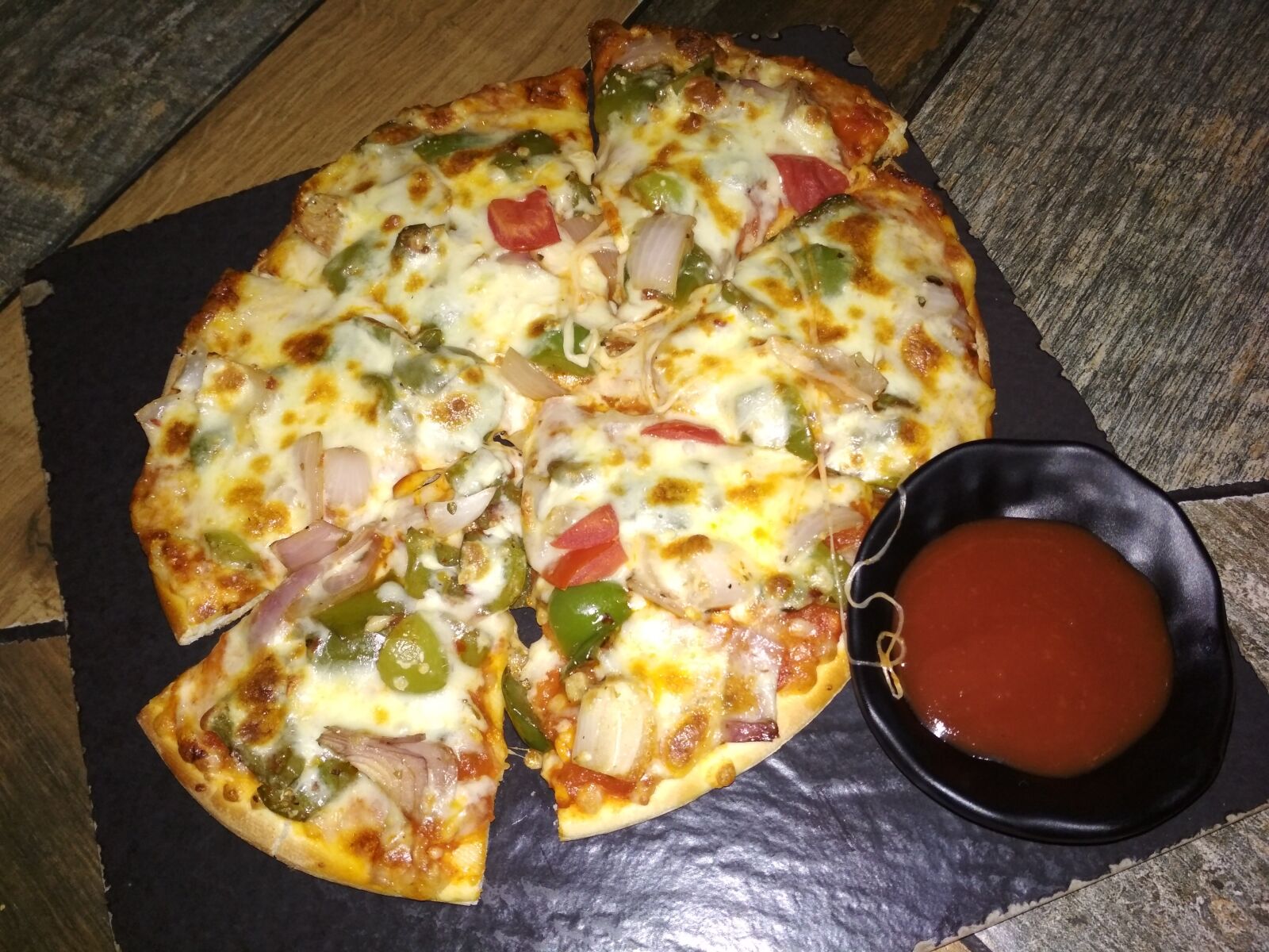 Xiaomi Redmi 4 Pro sample photo. Pizza, food, snack photography
