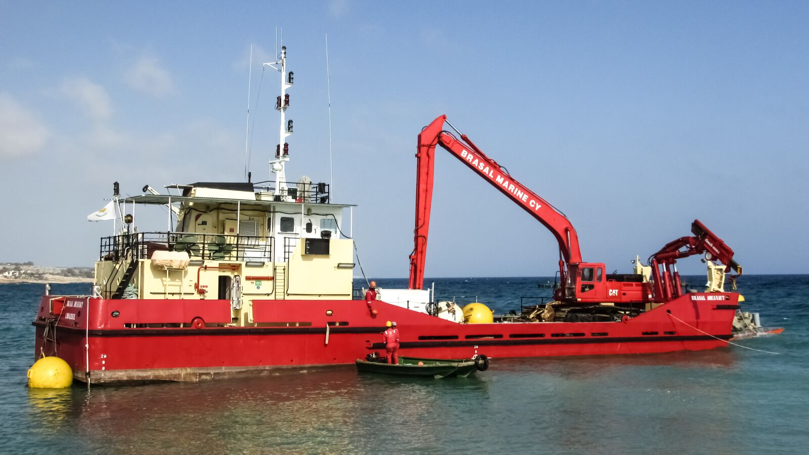 Canon PowerShot SX400 IS sample photo. Motor ship, crane, harbour photography