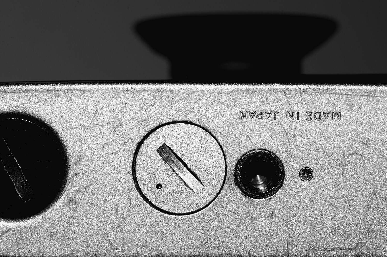 Nikon D3S sample photo. Camera breechblock, breechblock, titanium photography