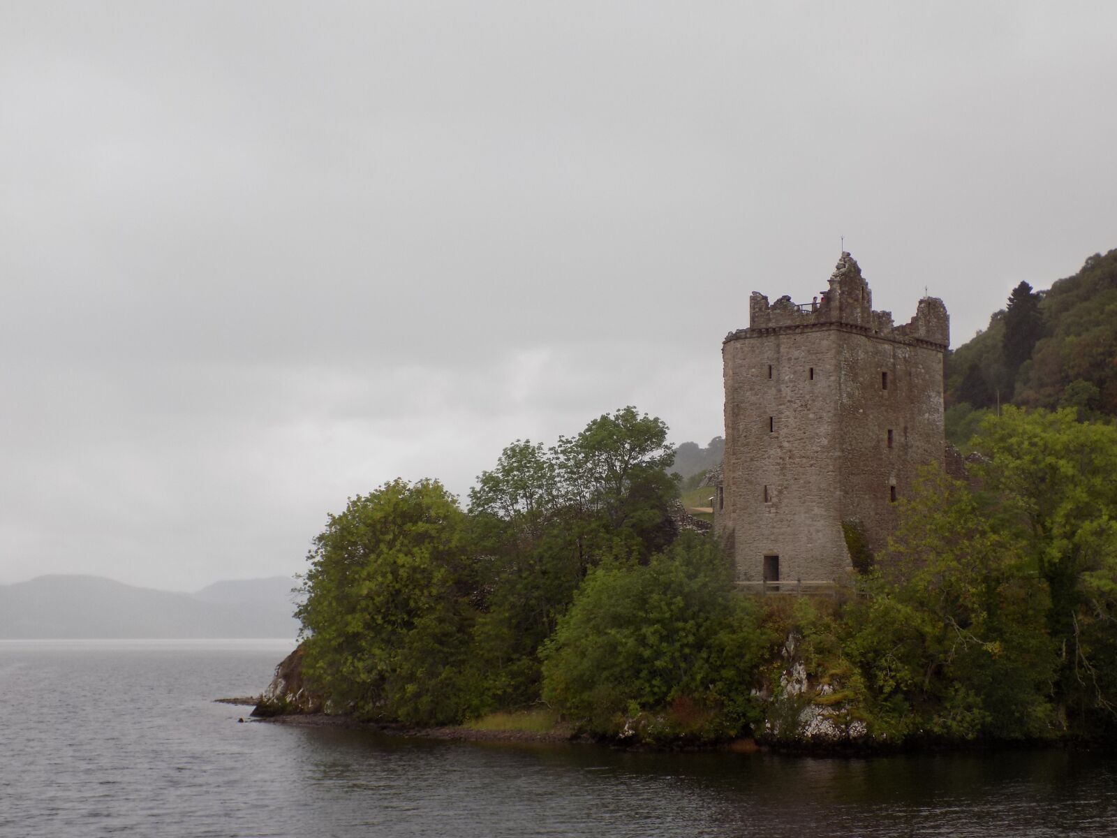 Nikon COOLPIX L340 sample photo. Loch ness, castle, scotland photography
