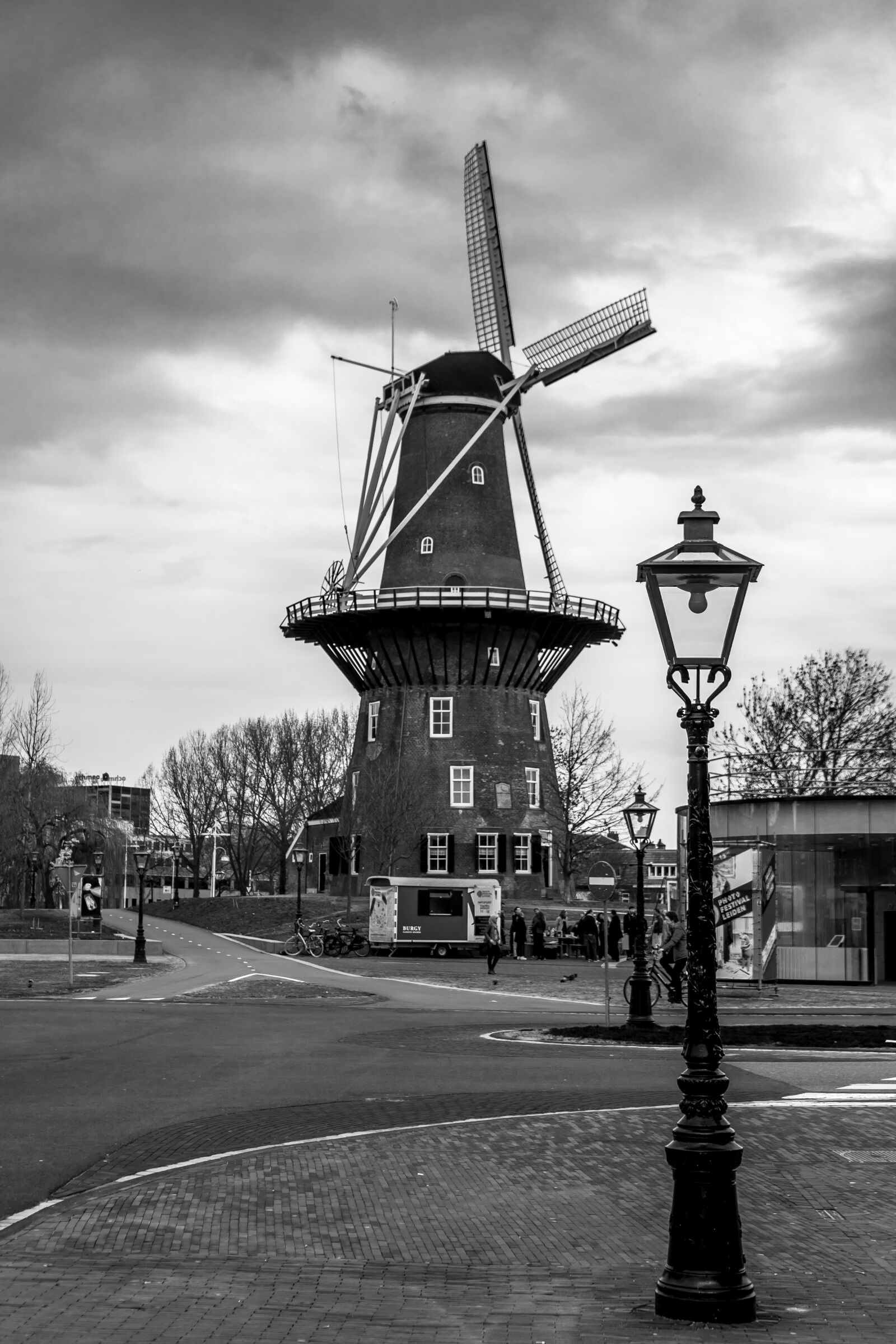 Sony a7 + Sony FE 28-70mm F3.5-5.6 OSS sample photo. Leiden, molen de valk photography