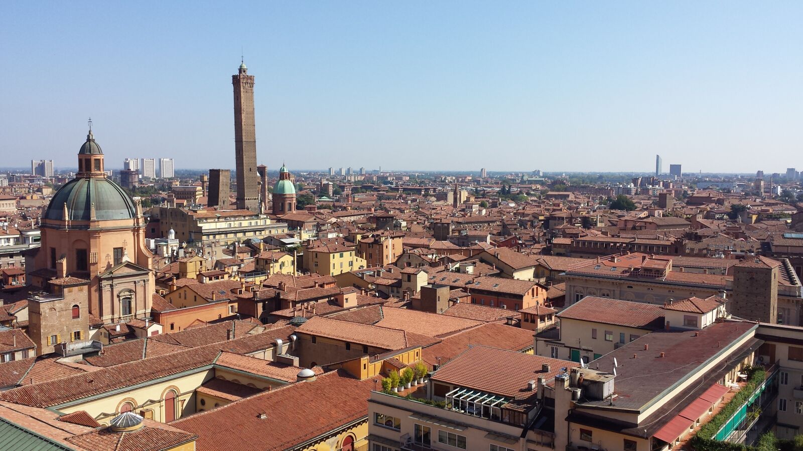 Samsung Galaxy S4 sample photo. Bologna, roofs, overview photography