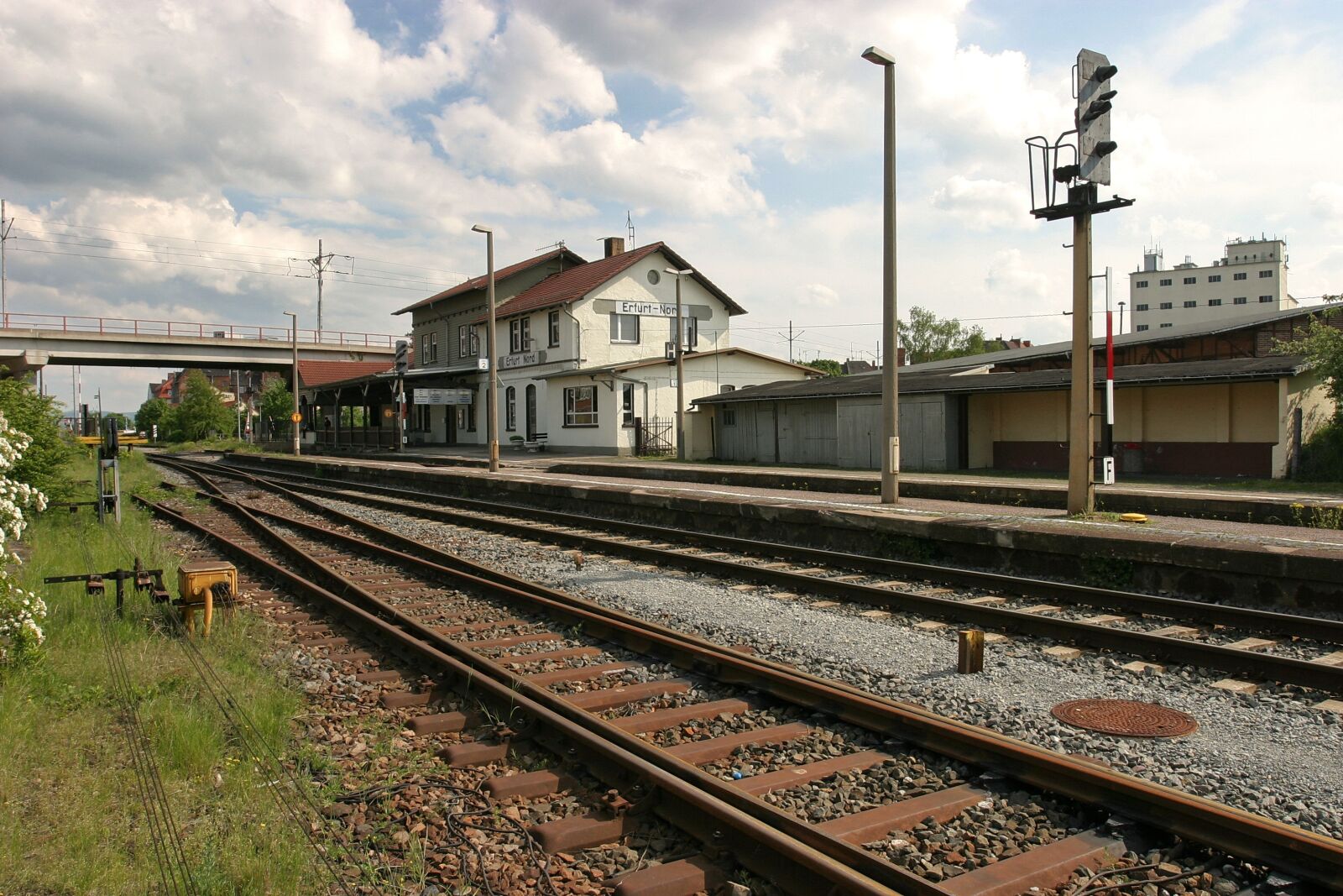 Canon EOS 10D sample photo. Erfurt, north station, railway photography