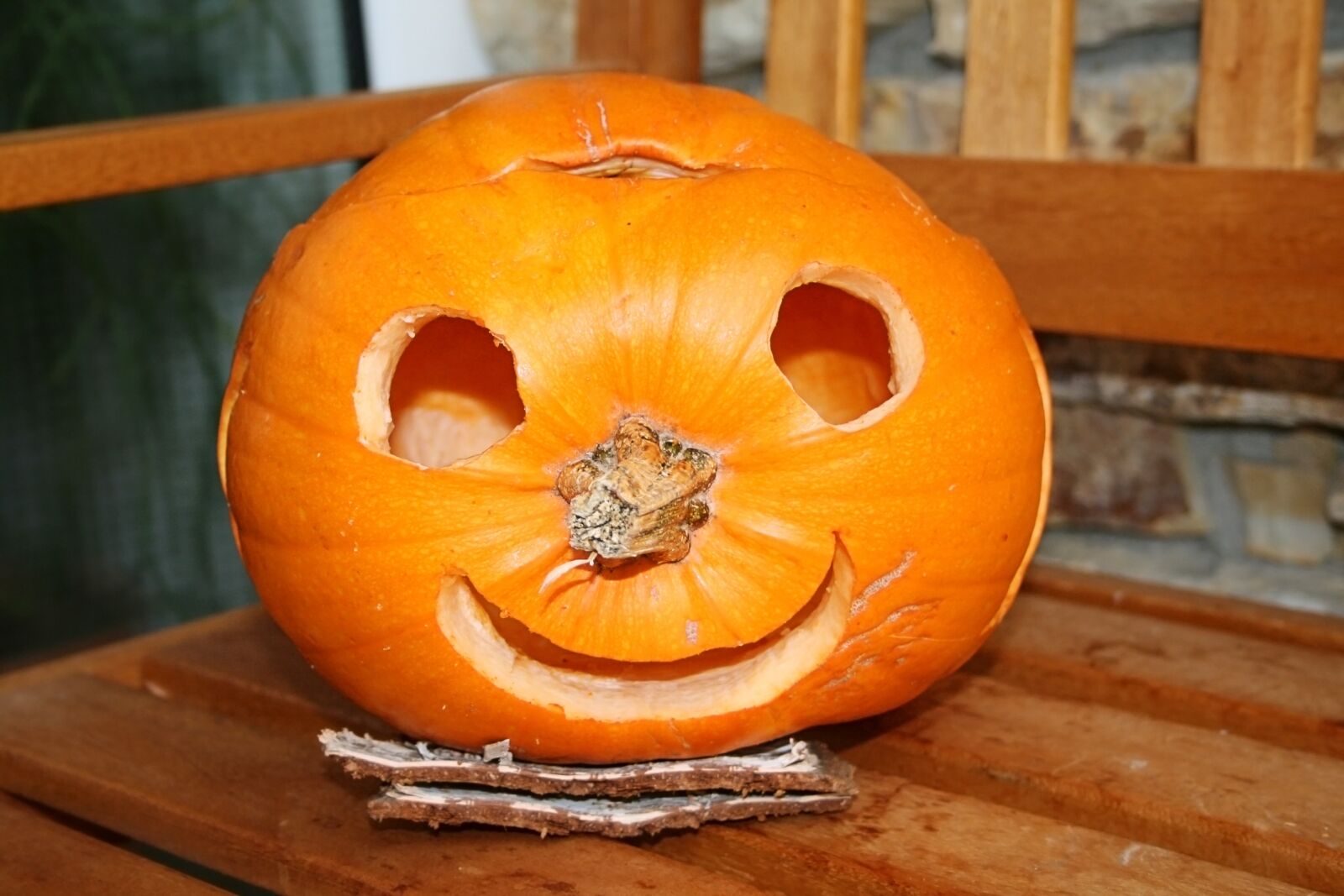 Canon EOS 400D (EOS Digital Rebel XTi / EOS Kiss Digital X) sample photo. Pumpkin, halloween, orange photography