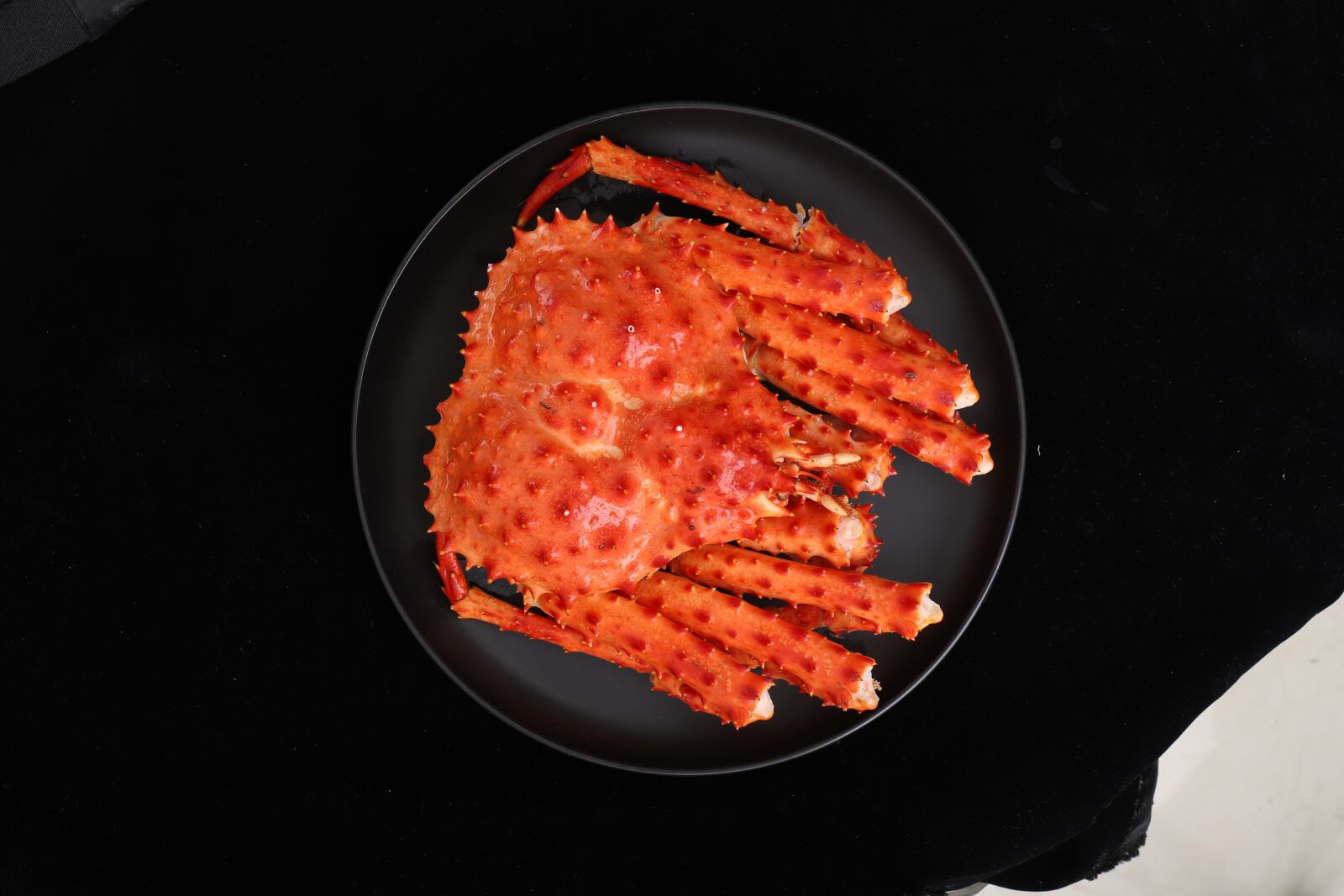Canon EF 24-70mm F4L IS USM sample photo. Cooked frozen, king crab photography