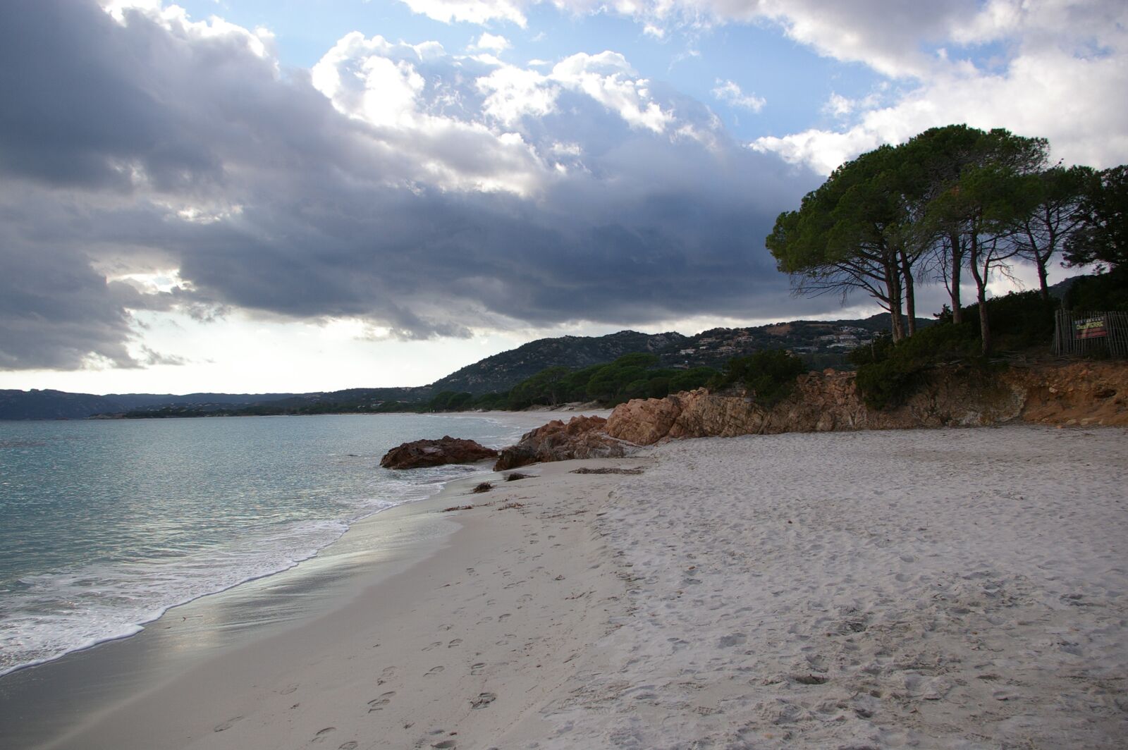 Pentax K100D sample photo. Corsican, beach, sea photography