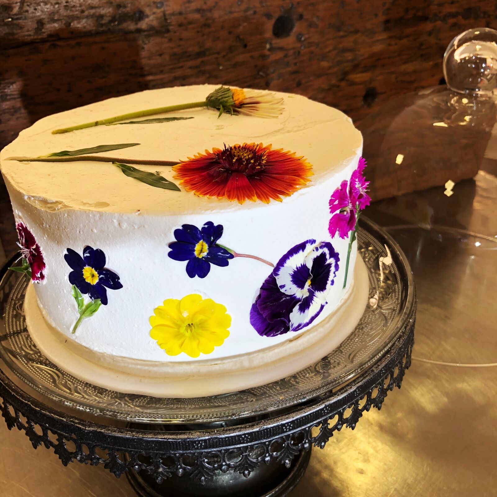 Apple iPhone 8 sample photo. Cake, pastry, flower photography