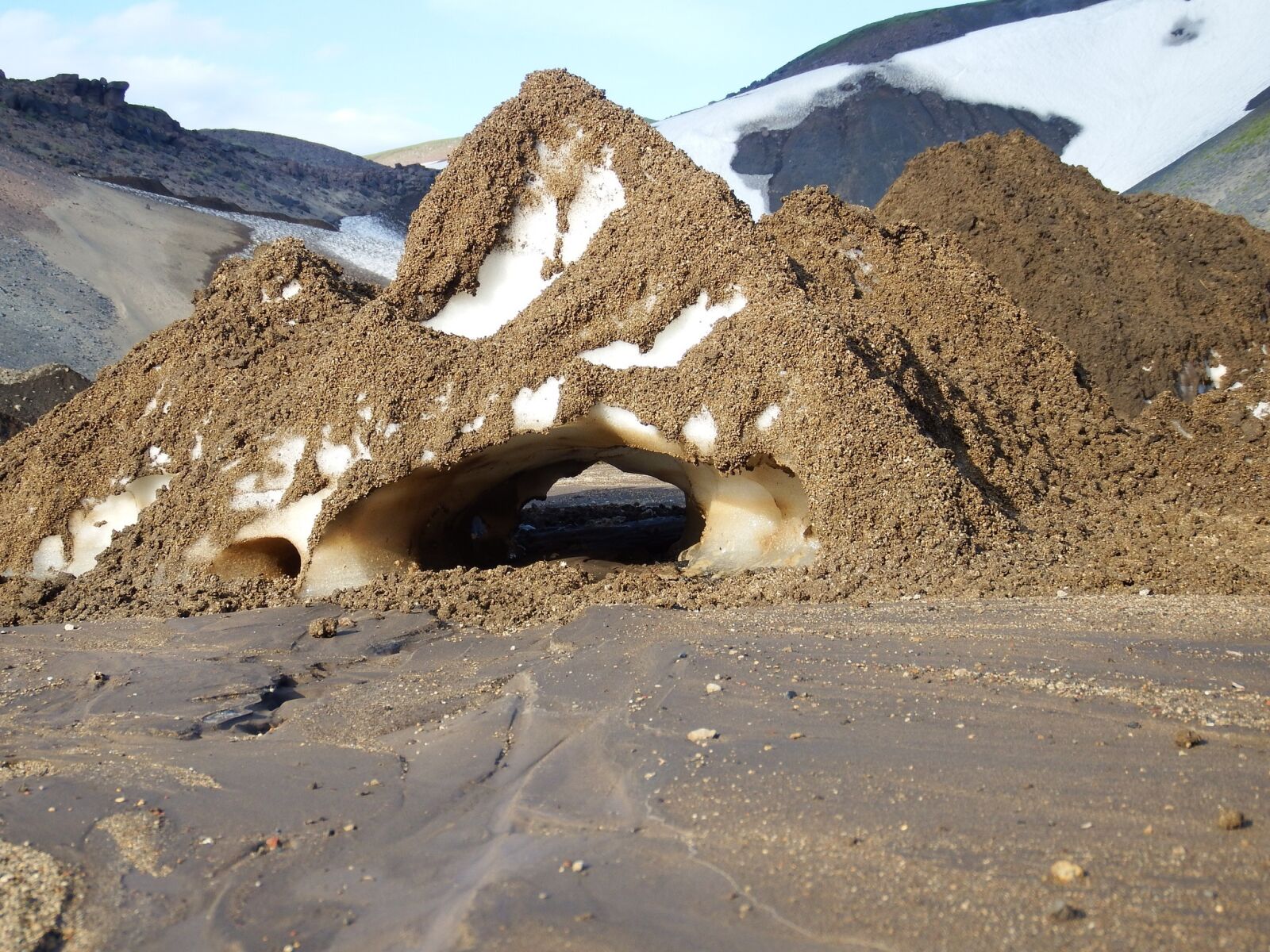 Fujifilm FinePix S1 sample photo. Mountain plateau, summer, snow photography
