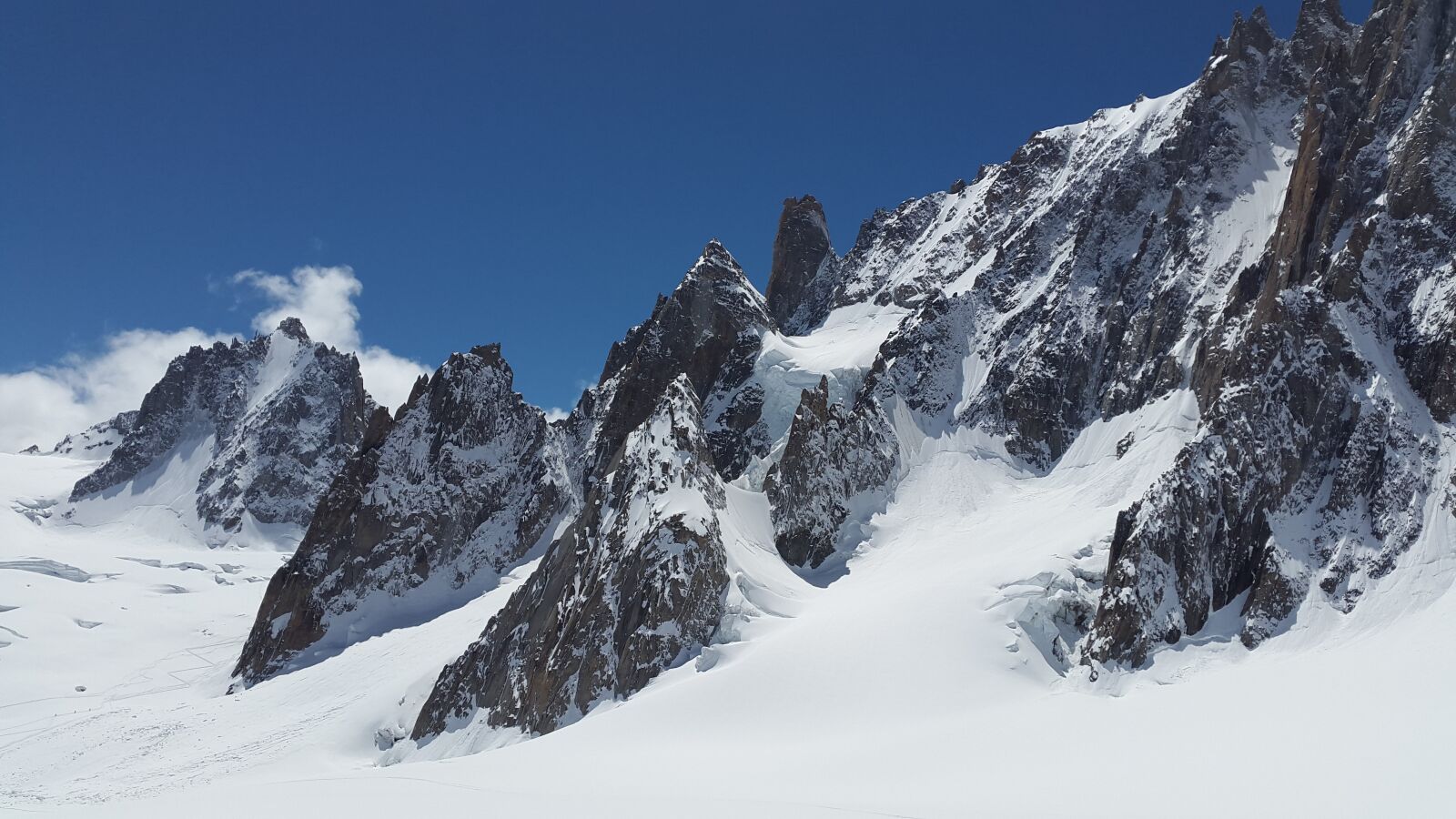 Samsung Galaxy Alpha sample photo. Tour ronde, high mountains photography