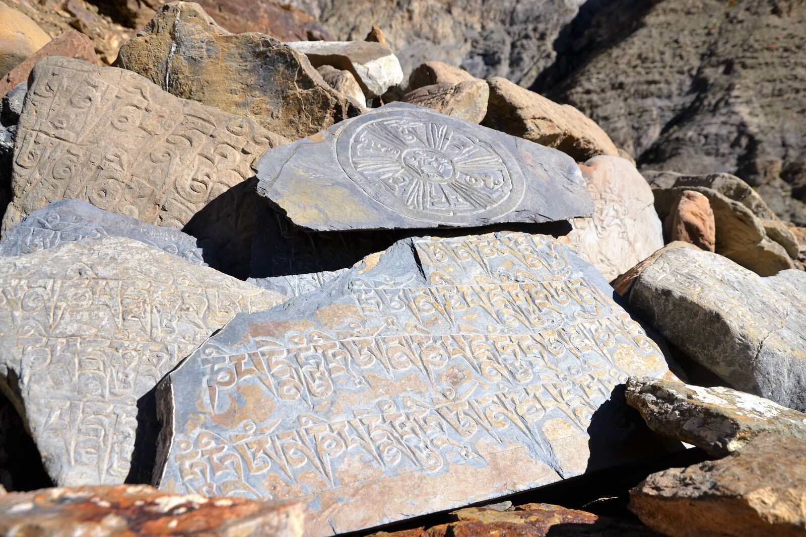 Nikon D3100 sample photo. Stone, rock, font photography