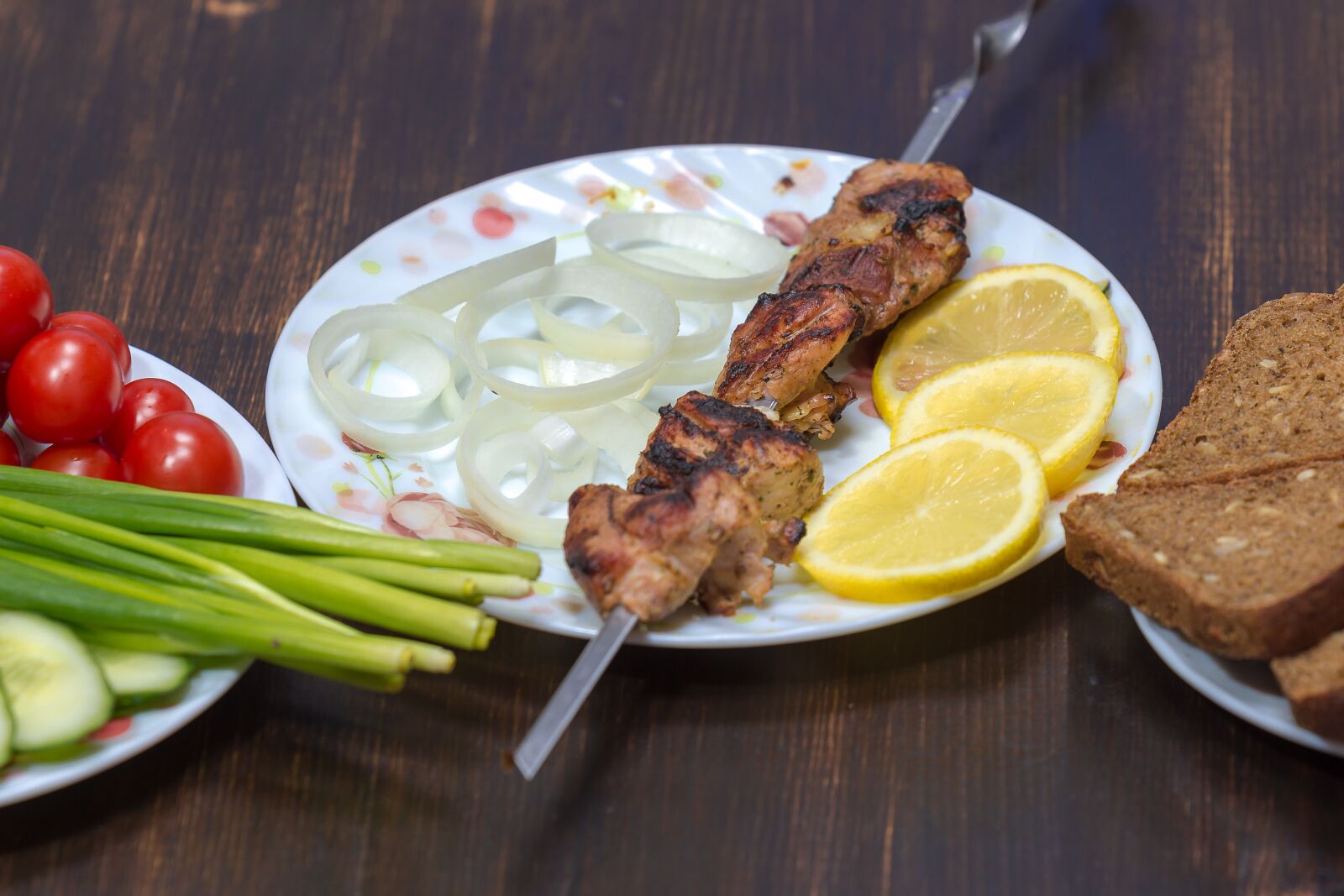 Nikon D7200 sample photo. Table, meat, shish kebab photography