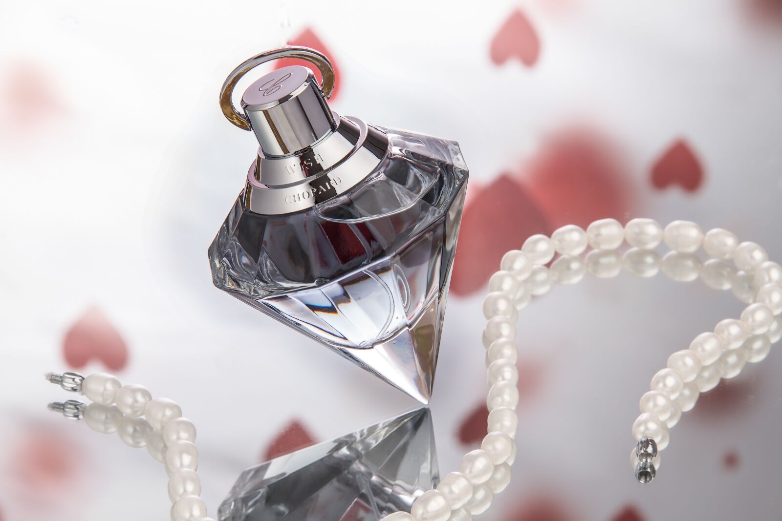 Canon EOS 7D sample photo. Perfume, bottle, fragrance photography